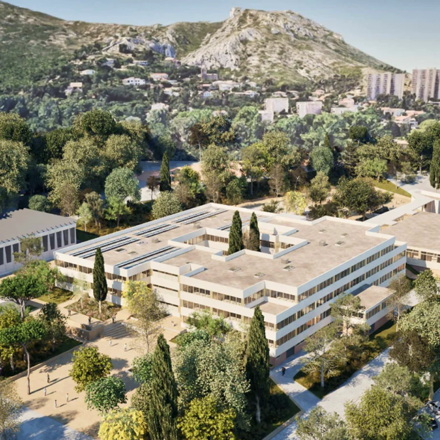 Vue aérienne d’un grand bâtiment, le collège Château Forbin, Marseille